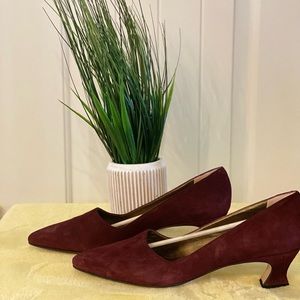 Anne Klein burgundy suede shoes
